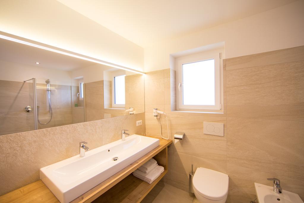 Residence Gruenwald San Martino In Passiria  Bagian luar foto